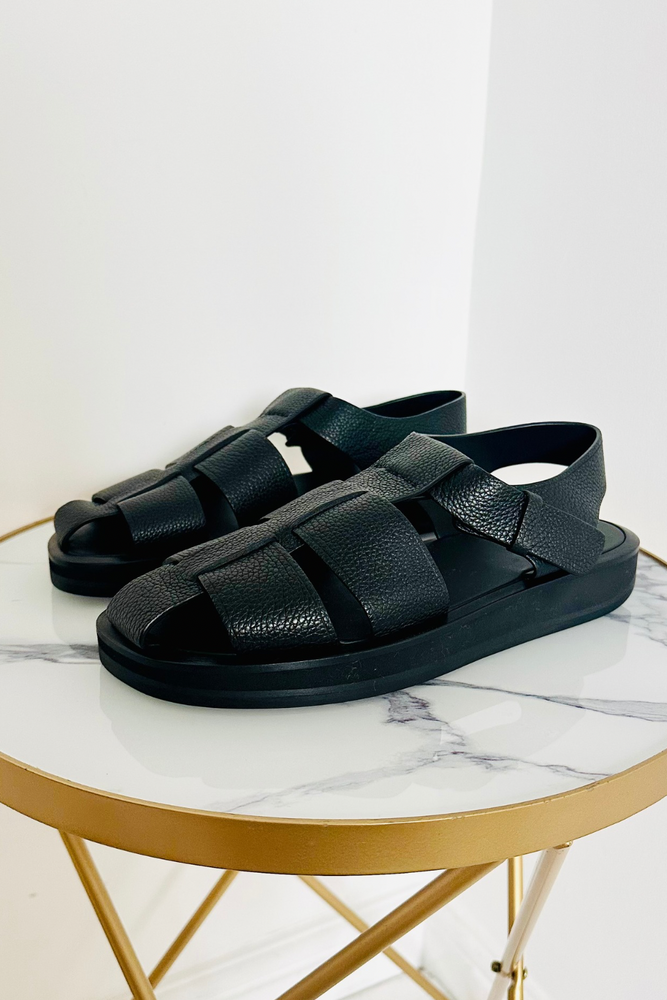 Fisherman Sandals Size 40 - New with Box