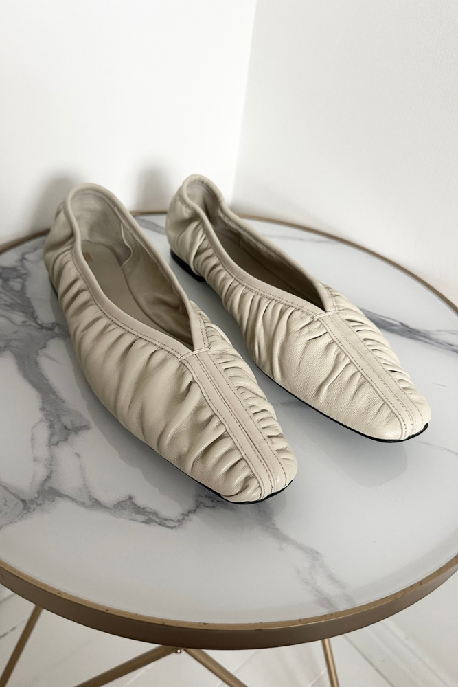 Gathered Leather Ballet Flats Size UK 6 - BNWT