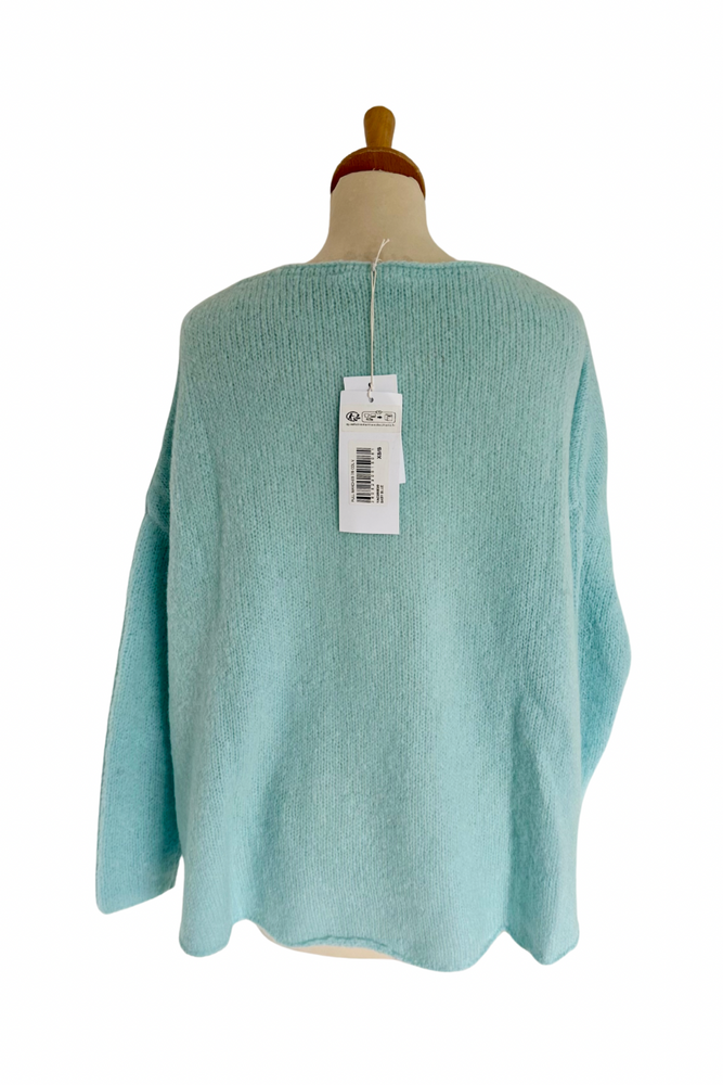 V Neck Soft Knit Sweater Size XS/S - New with Tags