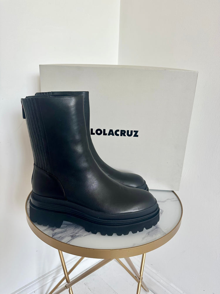 Chelsea Ankle Boots Size 40 - New with Box