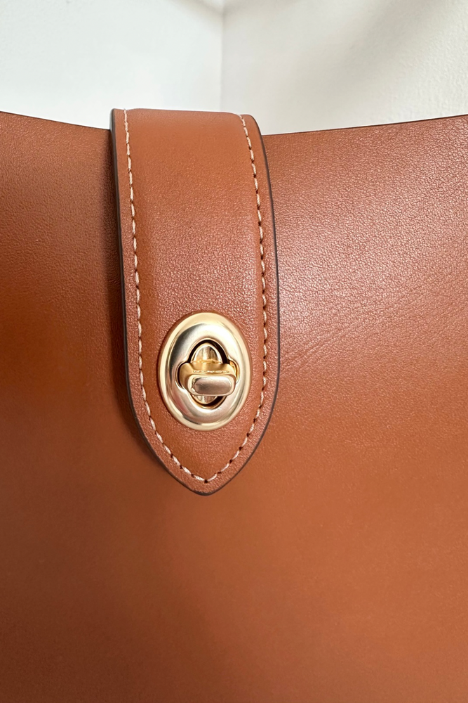Leather Turnlock Tote Bag - As new