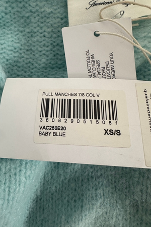 V Neck Soft Knit Sweater Size XS/S - New with Tags