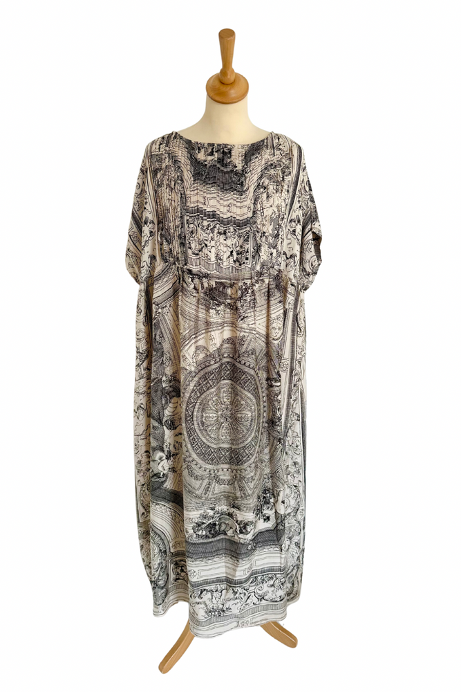 Abstract Print Oversized Dress Size O/S - Preloved