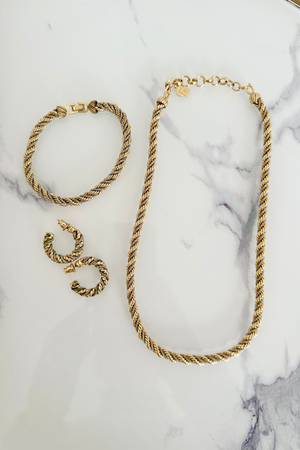 Vintage Jewellery Set (Necklace, Bracelet & Earrings - Preloved
