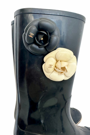Rubber Wellies with Flowers Size 39 - Preloved