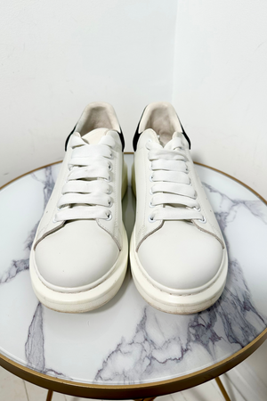 White Oversized Leather Trainers Size 7 - Preloved
