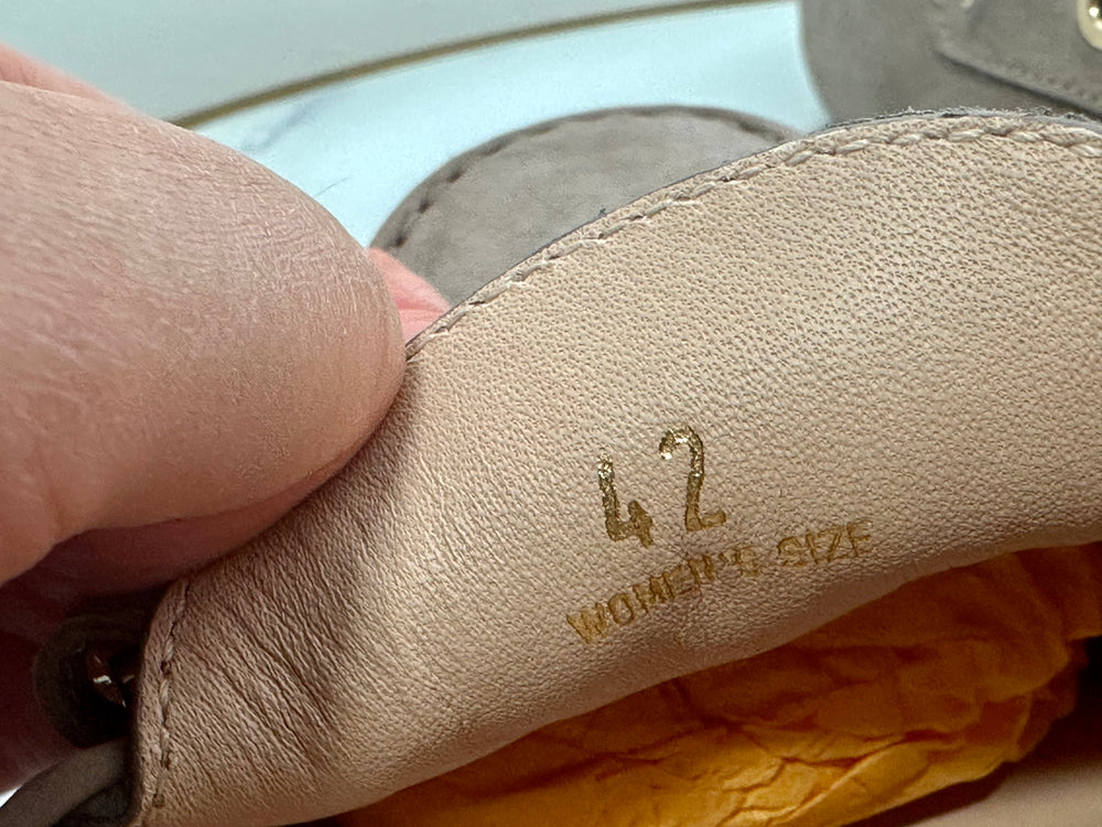 Leather Loafers Size 42 - Preloved