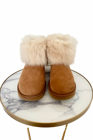 Sheepskin Ugg Boots Size 9 - Unworn