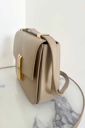 Vancouver Medium Leather Handbag - Preloved