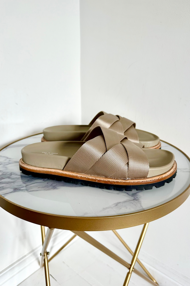 Park Slide Webbing Strap Sandals Size 39 - New