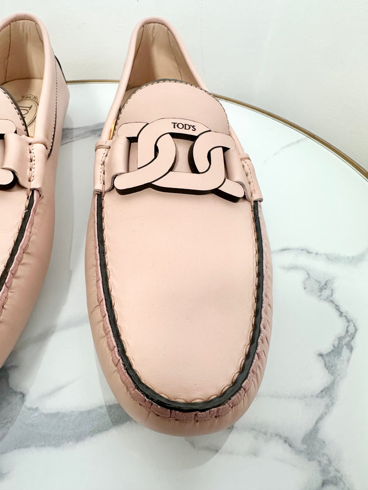 Leather Link Chain Loafers Size 42 - Unworn