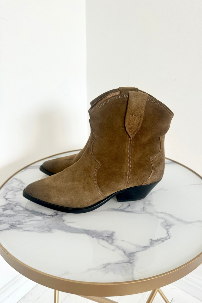Suede Western Style Ankle Boots Size 2 - Preloved