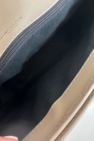 Vancouver Medium Leather Handbag - Preloved