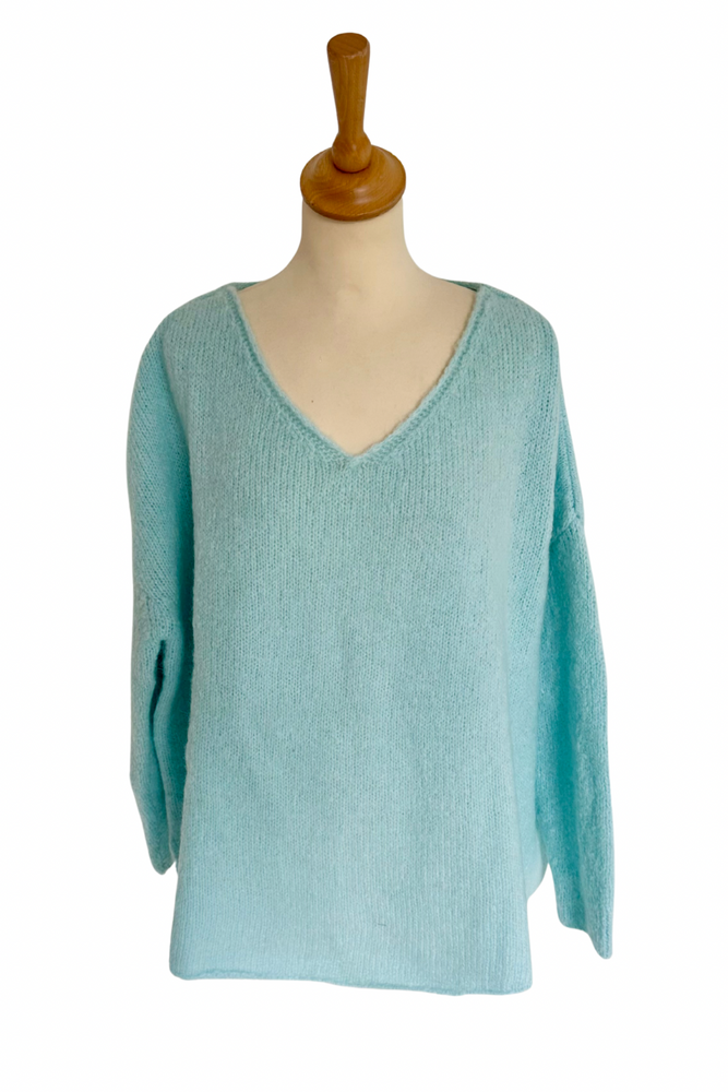 V Neck Soft Knit Sweater Size XS/S - New with Tags