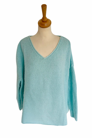 V Neck Soft Knit Sweater Size XS/S - New with Tags