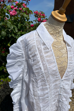 Lace Ruffled Blouse Size XL - Unworn