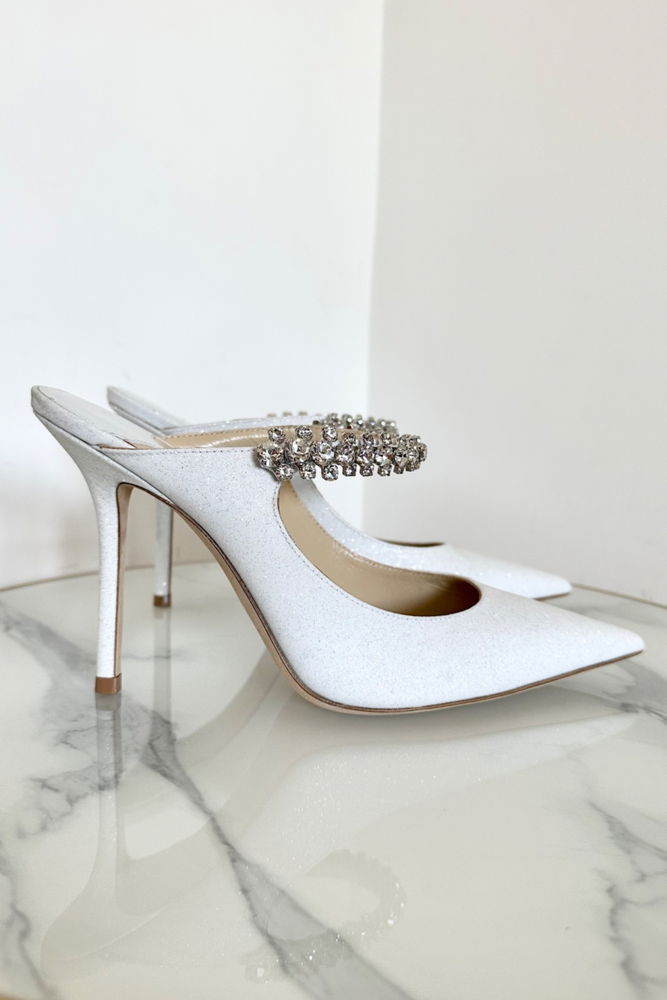 
            
                Load image into Gallery viewer, White Glitter Embellished Mules Size 36 - Preloved
            
        