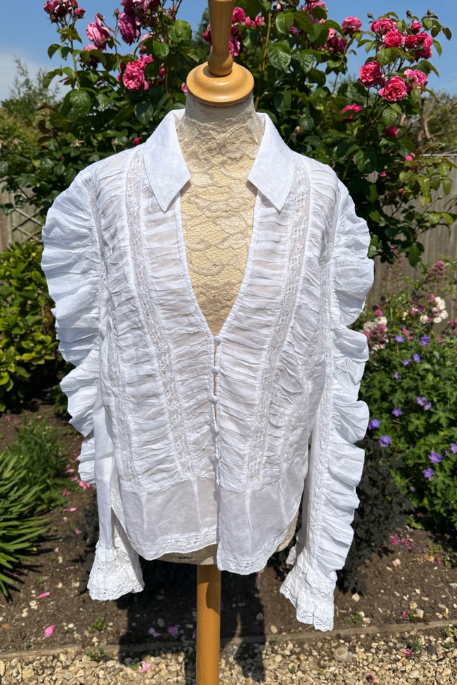 Lace Ruffled Blouse Size XL - Unworn
