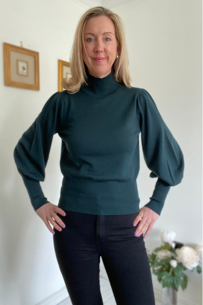 Merino Wool Sweater Sizes 6, 8 or 10 - BNWT